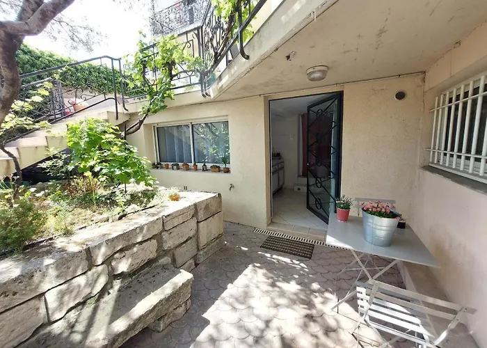 Independant Pres Du Centre ホームステイ *